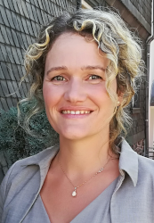 Portraitbild von Ines Hauer