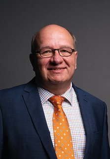 Portraitbild von Oliver Langefeld